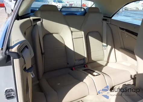 2012 Mercedes-Benz E 550 из США, поврежденный, VIN WDDKK7DF9CF168012